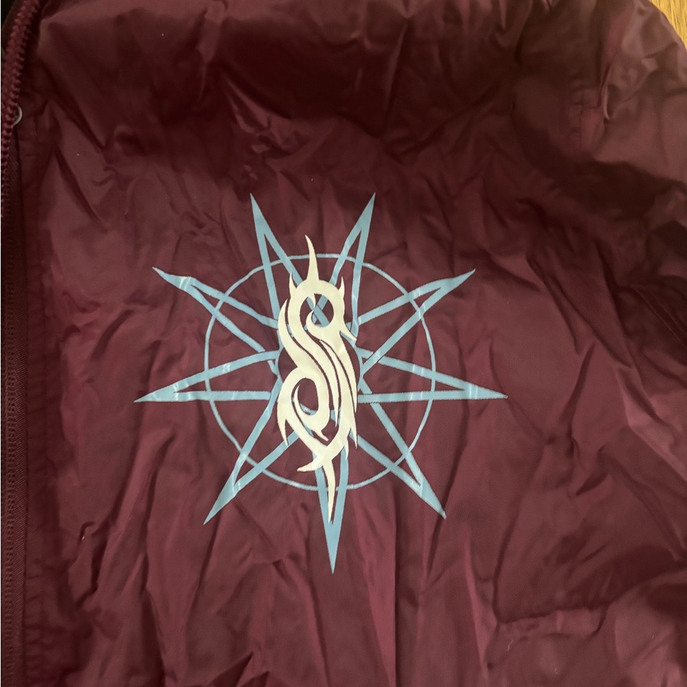 🔥 Vintage Slipknot Burgundy Hooded Zip Up Jacket Logo on Front Back & Sleeve Lg - Picture 3 of 5